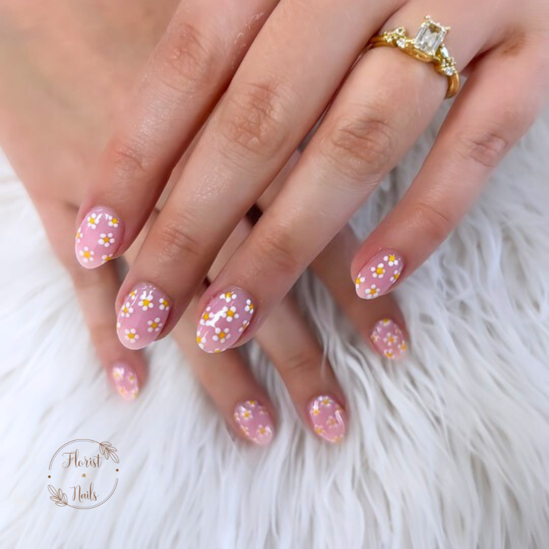 nails with white design